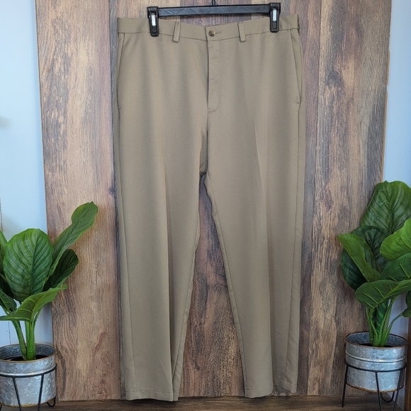 Haggar Men's Tan Chino Stretch Waist Dress Pants 38 x 30    P173 - Picture 2 of 8